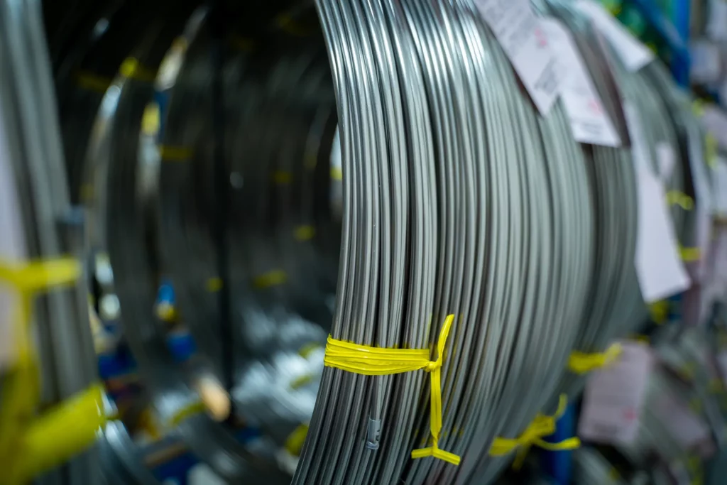 Spoolholder for MI cable cutting machine